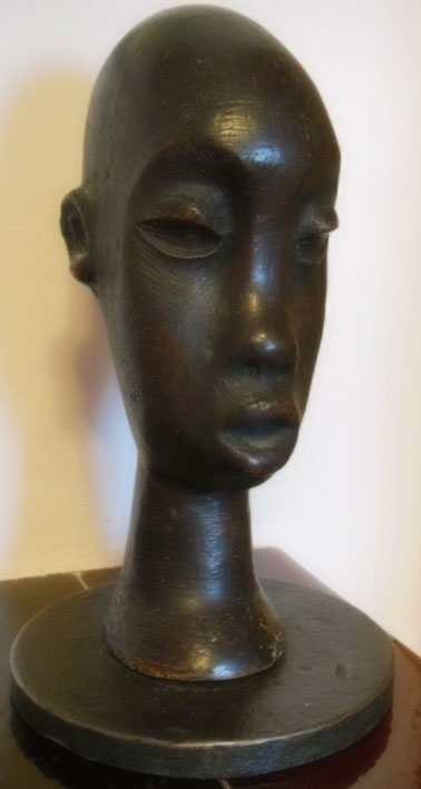 Lucas SITHOLE LS6318 "Swazi Princess", 1963 - Plaster of Paris, painted, on metal base covered with liquid steel - 35 cm H x 13cm W (ear2ear)