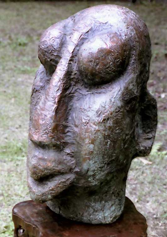 LS6502 Lucas SITHOLE "Portrait of a Peacemaker", 1965 - copper beaten on wood - 54x33 cm