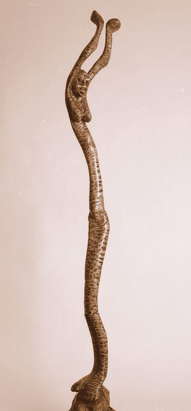 LS6806 Lucas SITHOLE "Snake dancer", 1968 - Apricot wood - 199x042x042 cm