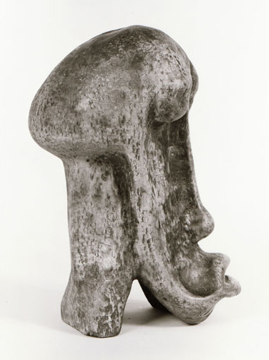 LS7417 Lucas SITHOLE "Non-tiring bull (The fighter) (Guduza Nkunzikayikhathali)" 1974 Zulu indigenous wood 059x030x035 cm rightview