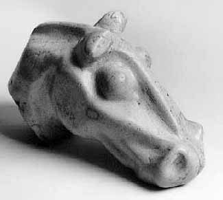 LS7601 Lucas SITHOLE "Horse's head", 1976 - Cape mountain stone - 030x020x050 cm