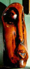 LS8009 Lucas SITHOLE "Carry on singing!" 1980 mahogany 051x021x027 cm