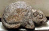 Lucas SITHOLE LS8112 "Cat's mouse day", 1981 - granite 042x068x016 cm