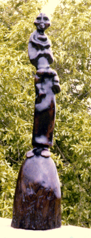 LS8115 Lucas SITHOLE "Where have you been playing?" 1981 Red ivory on tambotie base 056x014x013 cm