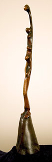 LS8122 Lucas SITHOLE "Waiting for?" ("Umeleni lapho?"), 1981 - Rhodesian teak on msimbiti base - 060x011x023 cm leftview